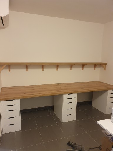 Montage et création de meubles sur mesure